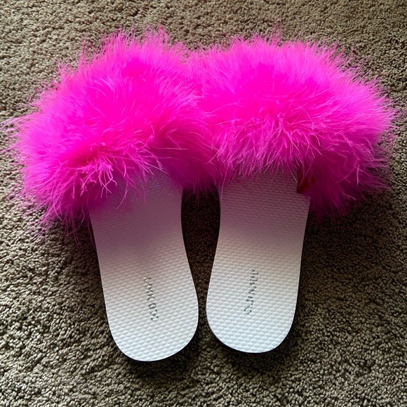 Pink Furry Hand Made Old Navy Slides . - Picture 1 of 1